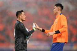 英雄联盟总决赛门票-国安遭遇对手猛烈反扑，险胜富力