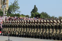 英雄联盟总决赛-双线迷雾中的唯一破局者，卡马文加如何重写丹麦的淘汰赛基因