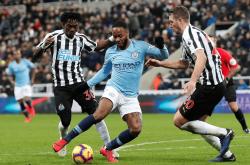 英雄联盟总决赛2025-包含纽伦堡将迎来对阵安联球队的艰难挑战的词条