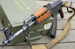 英雄联盟总决赛时间-伊萨克一剑封喉，巴黎闪电战击溃马里铁壁