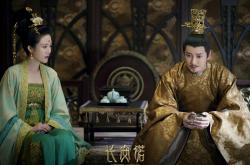 英雄联盟总决赛直播-不可阻挡的班凯罗与终结骑士的公牛，当个人英雄主义遭遇钢铁洪流