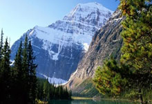 拜仁封神夜！数据铁幕锁死姆巴佩，欧冠登顶的终极密码