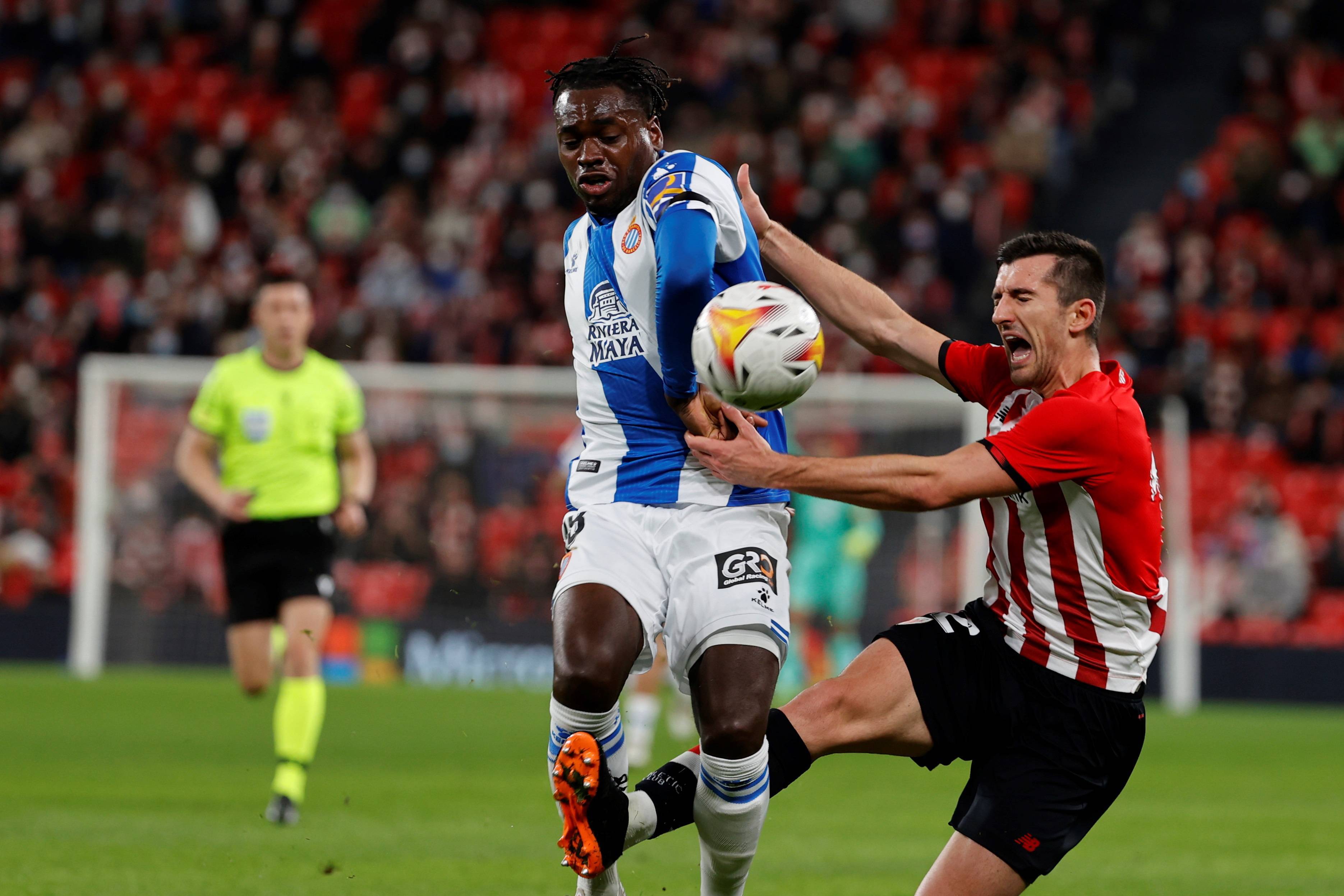 包含比利亚雷亚尔客场大胜巴列卡诺，实力凸显的词条