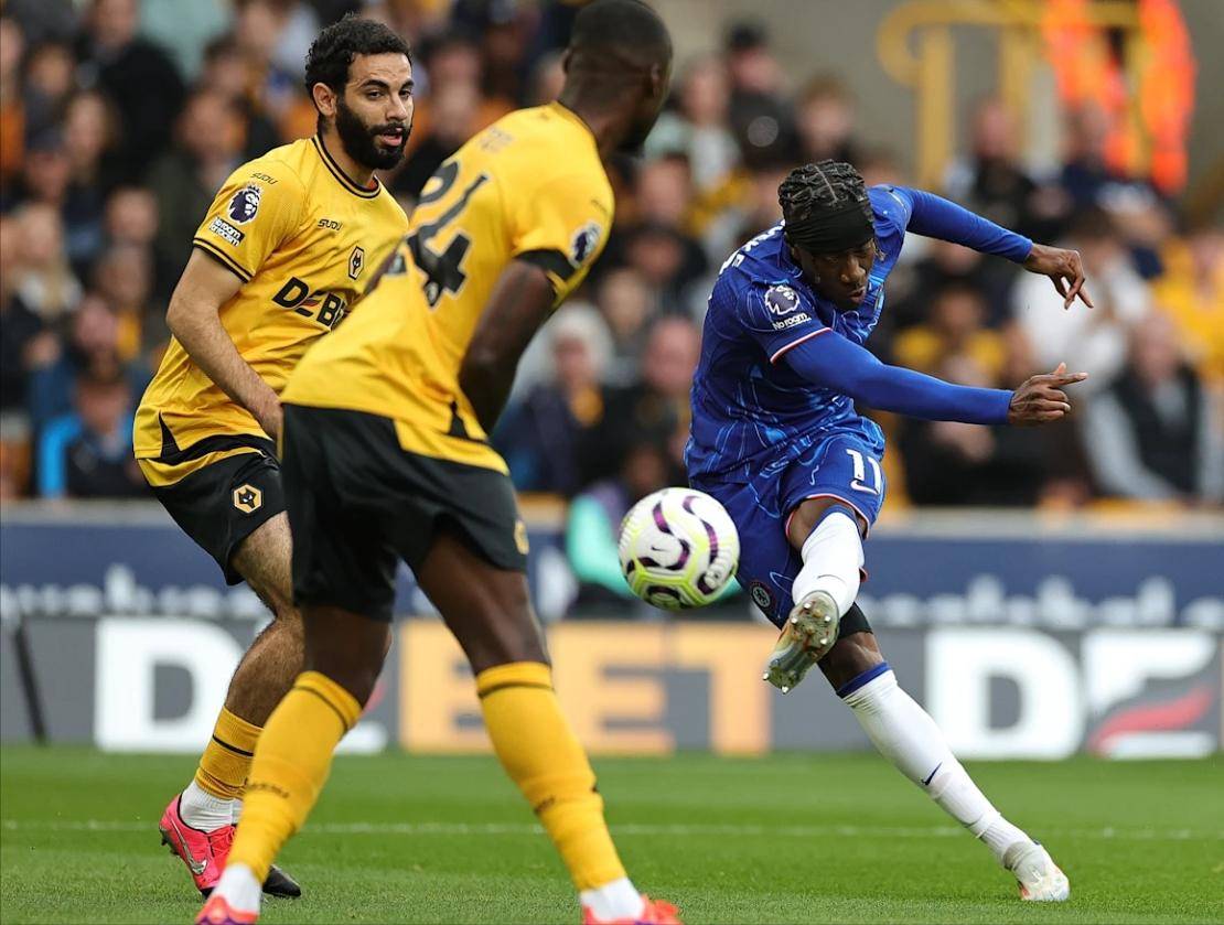 南安普顿惜败纽卡斯尔,球队需调整战术 南安普顿惜败纽卡斯尔,球队需调整战术