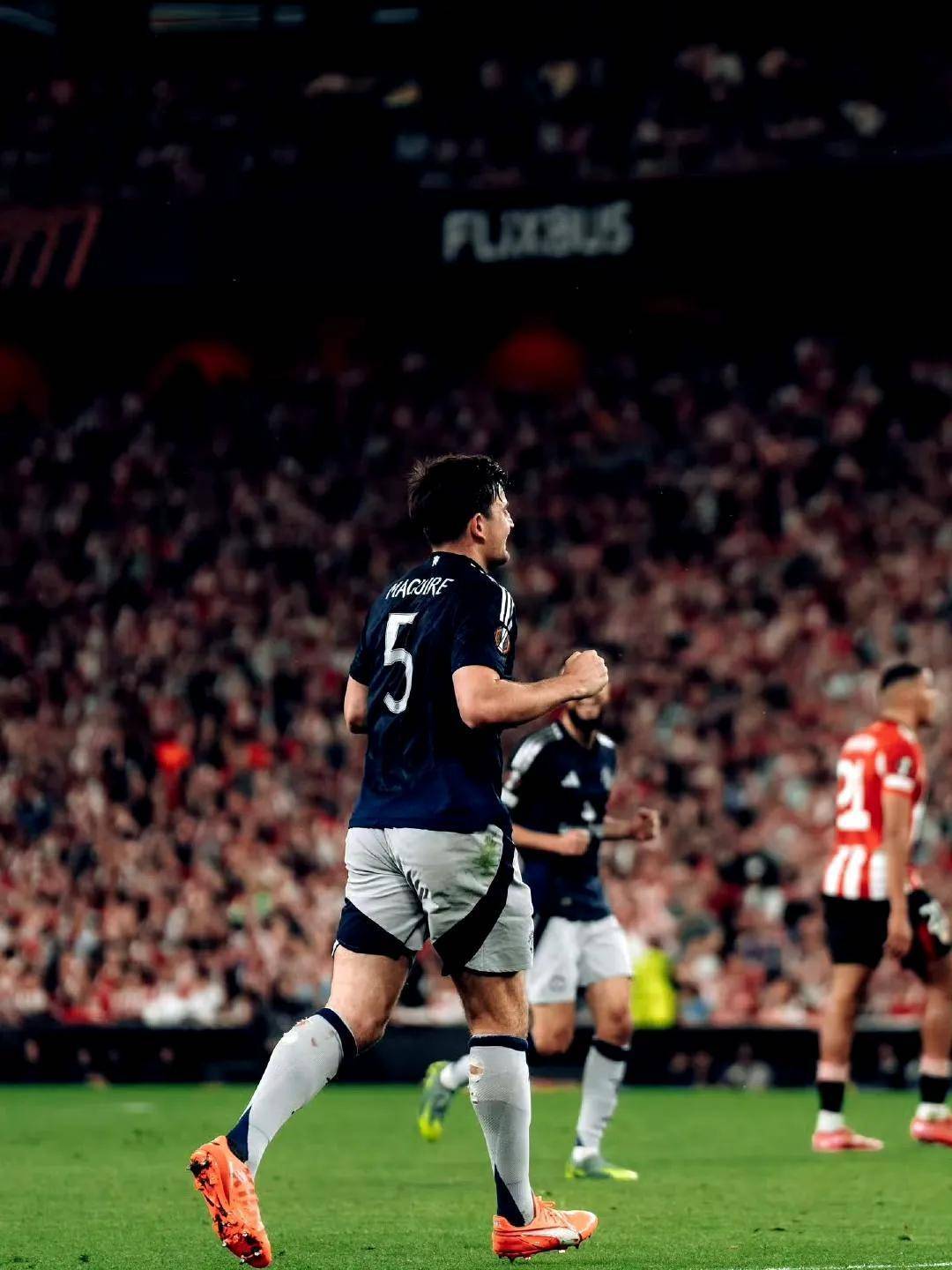 关于拜仁慕尼黑曼联大逆转,球员士气高涨获胜的信息 关于拜仁慕尼黑曼联大逆转,球员士气高涨获胜的信息