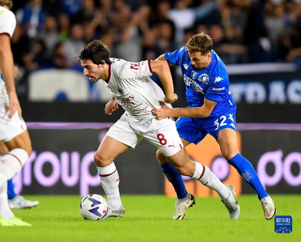 包含恩波利客场遭受重创，状态下滑的词条