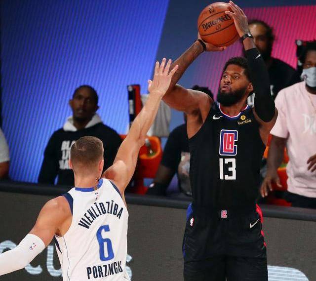 山东队逆转火箭,乔治带队取胜 山东队逆转火箭,乔治带队取胜