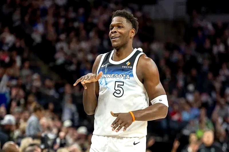 掘金轻取国王，戈贝尔点燃赛场