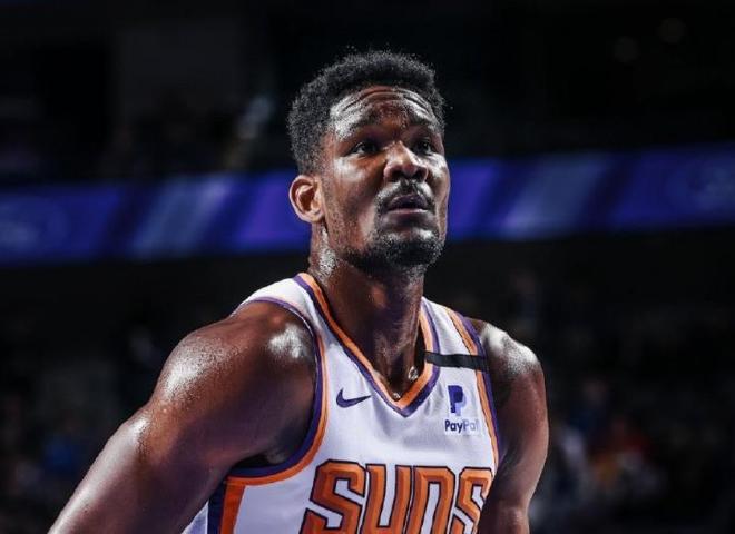 独行侠逆转火箭,布克刷新纪录 独行侠逆转火箭,布克刷新纪录