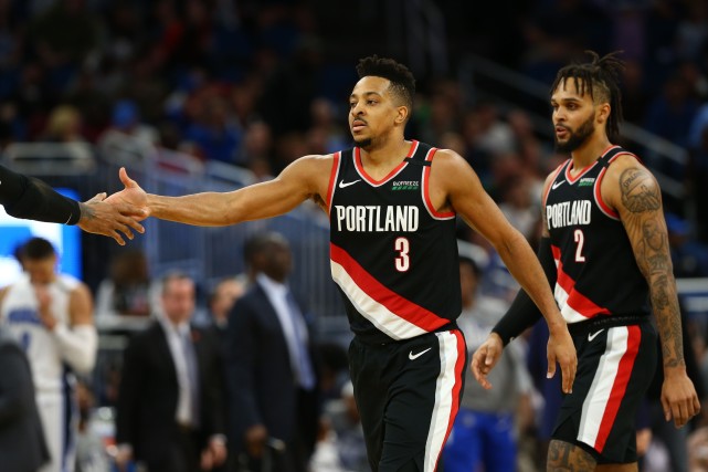 马刺轻取吉林队，麦科勒姆扛起全队