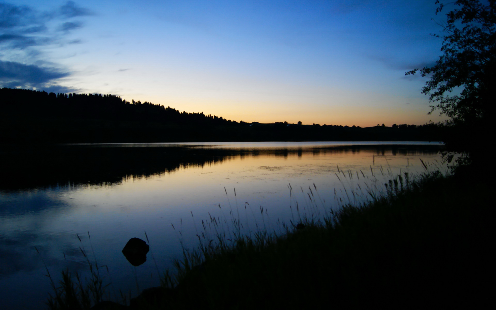 沙漠死神降临！萨拉赫独中两元压制马竞，利物浦强势晋级改写德甲争冠格局