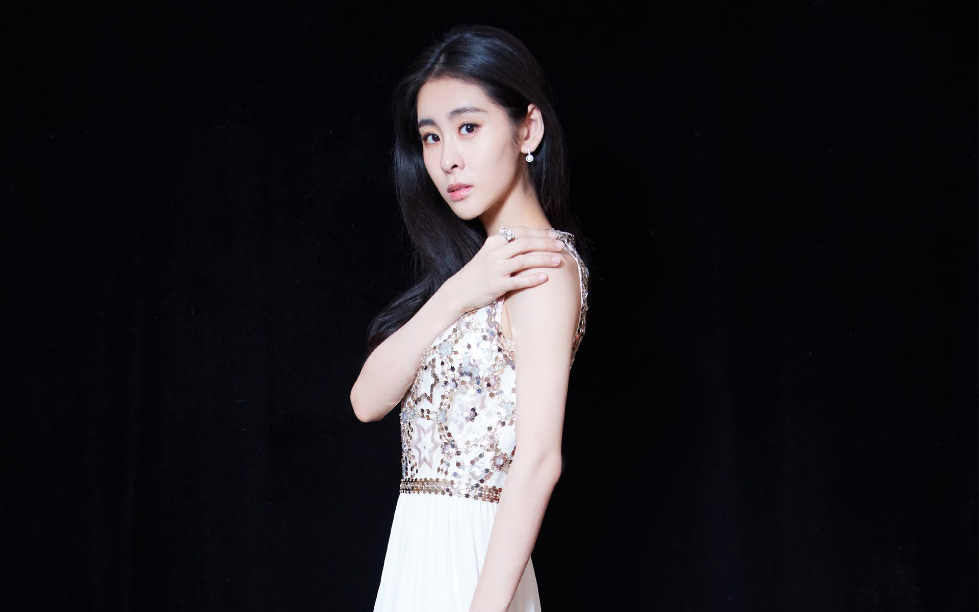 巨星闪耀难救主，李刚仁的华尔兹，为何舞不进胜利之门？