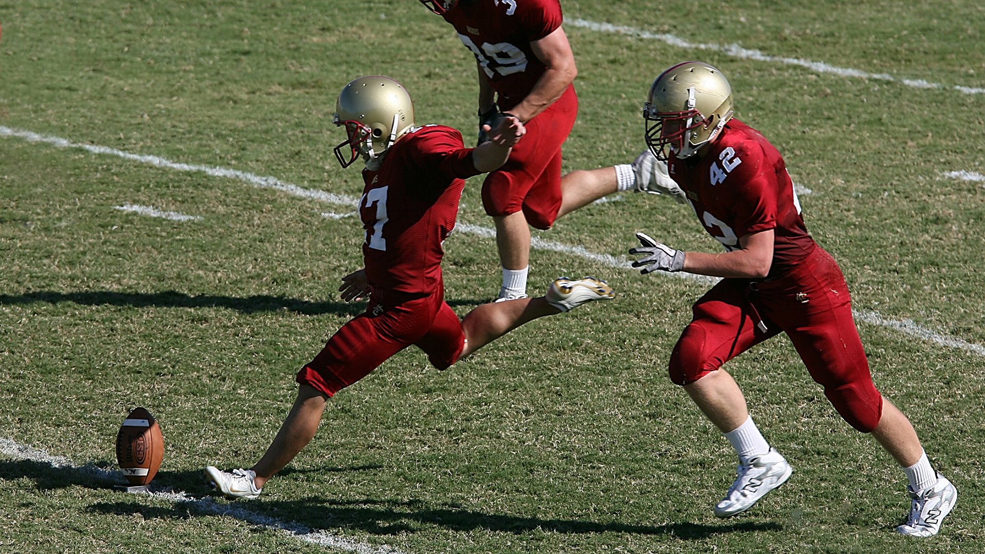 一场不存在的比赛，当袋鼠军团用纪律的锁链锁住红黑魔鬼的翅膀