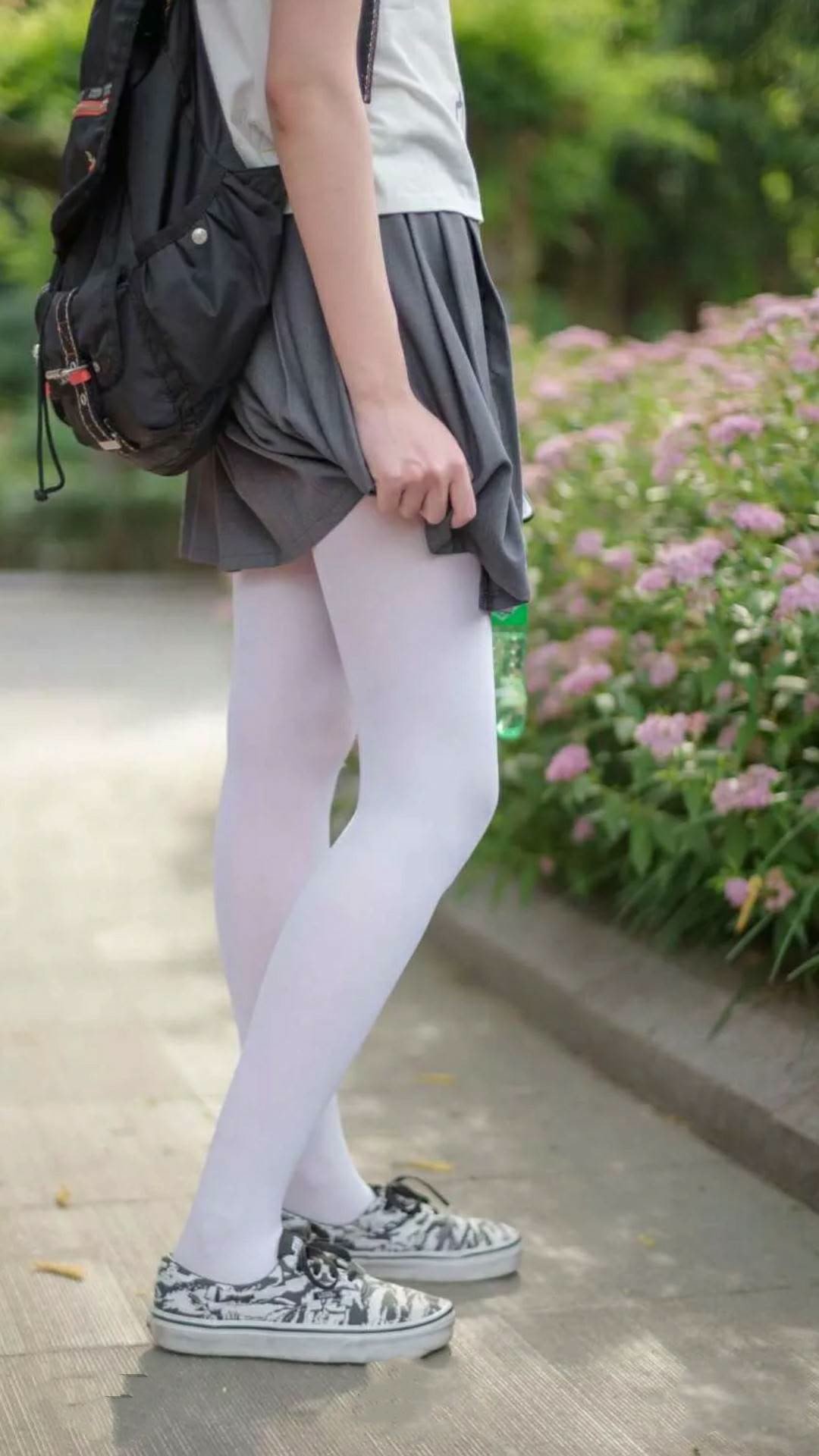 冰与火之歌，斯通斯炽热手感击穿瑞典铁锁防线